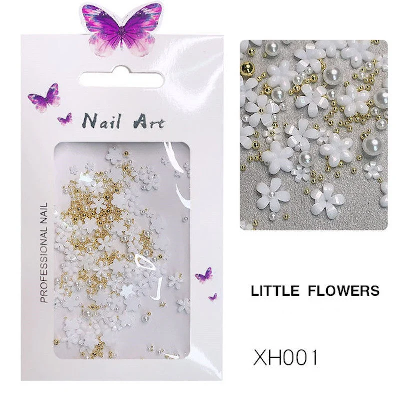 Acrylic Flowers and Beads - Image 4