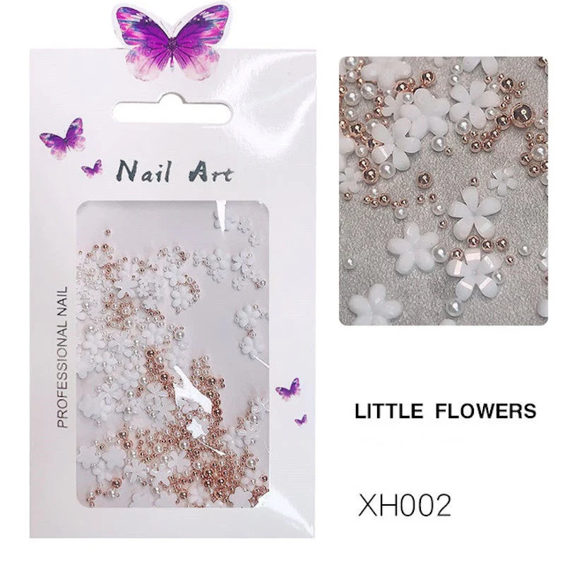 Acrylic Flowers and Beads - Image 5