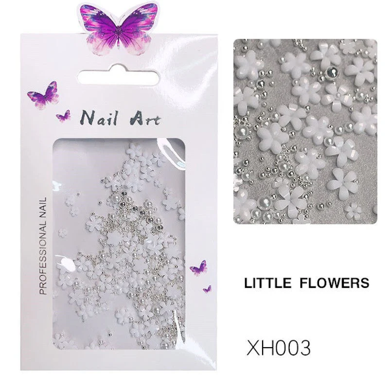 Acrylic Flowers and Beads - Image 6