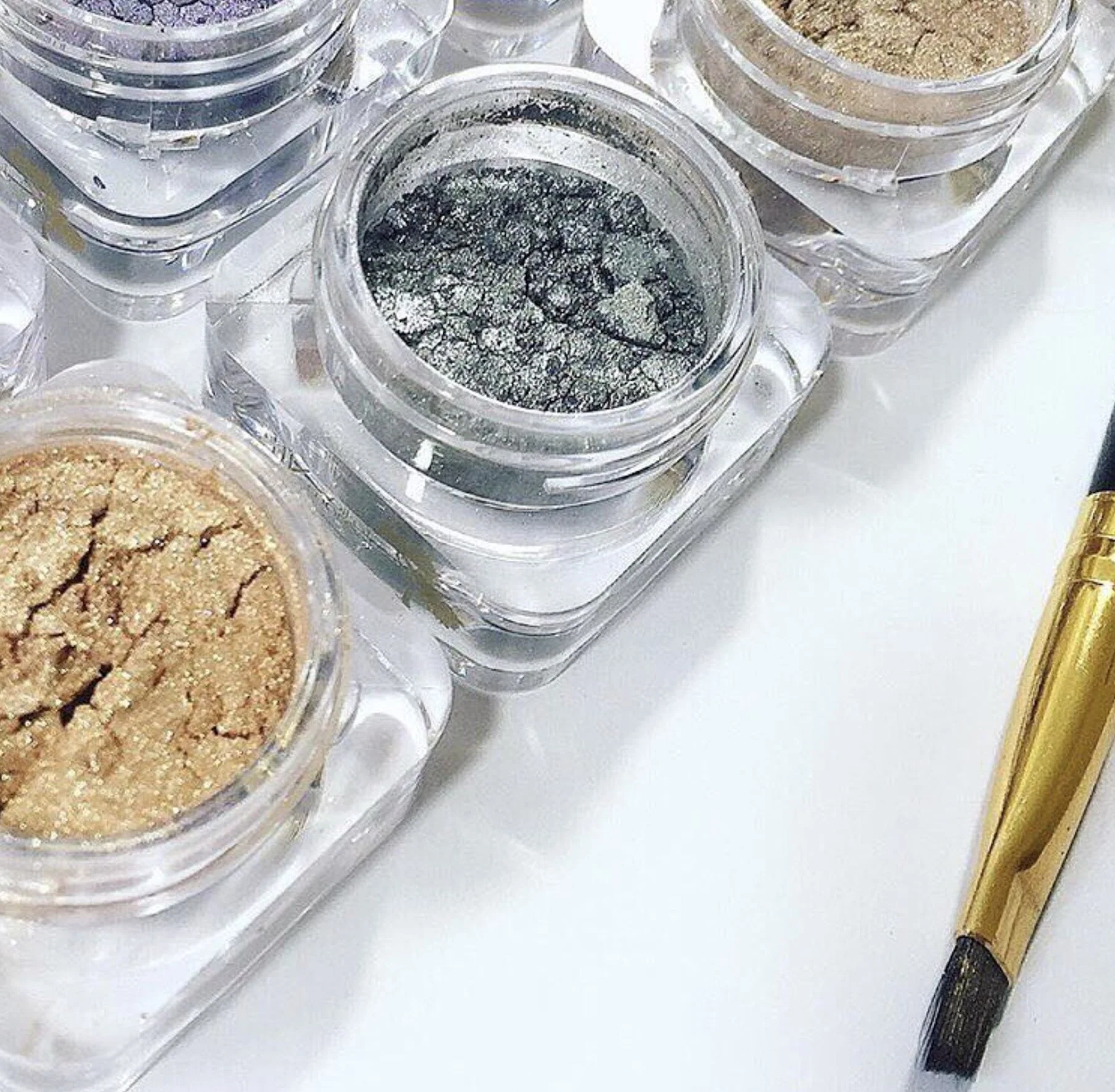 Eye Shimmers ~ Argan mineral powders - Silver Crush - Image 3