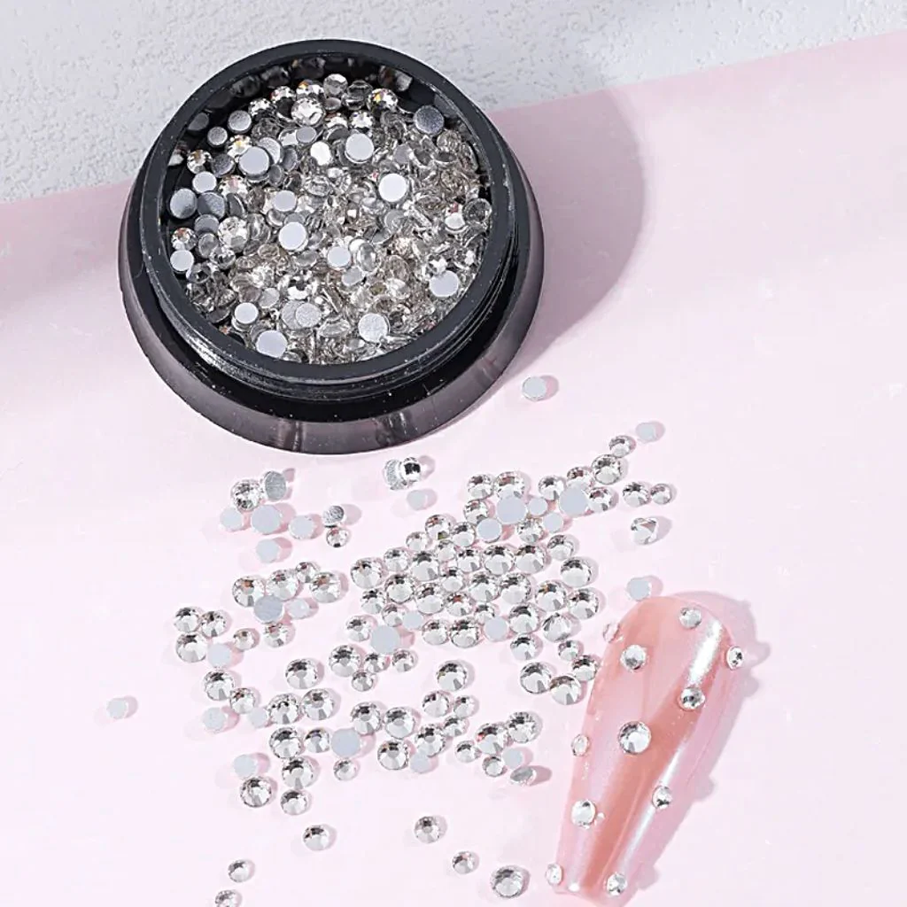 Beads, Pearls and Rhinestones - Image 8