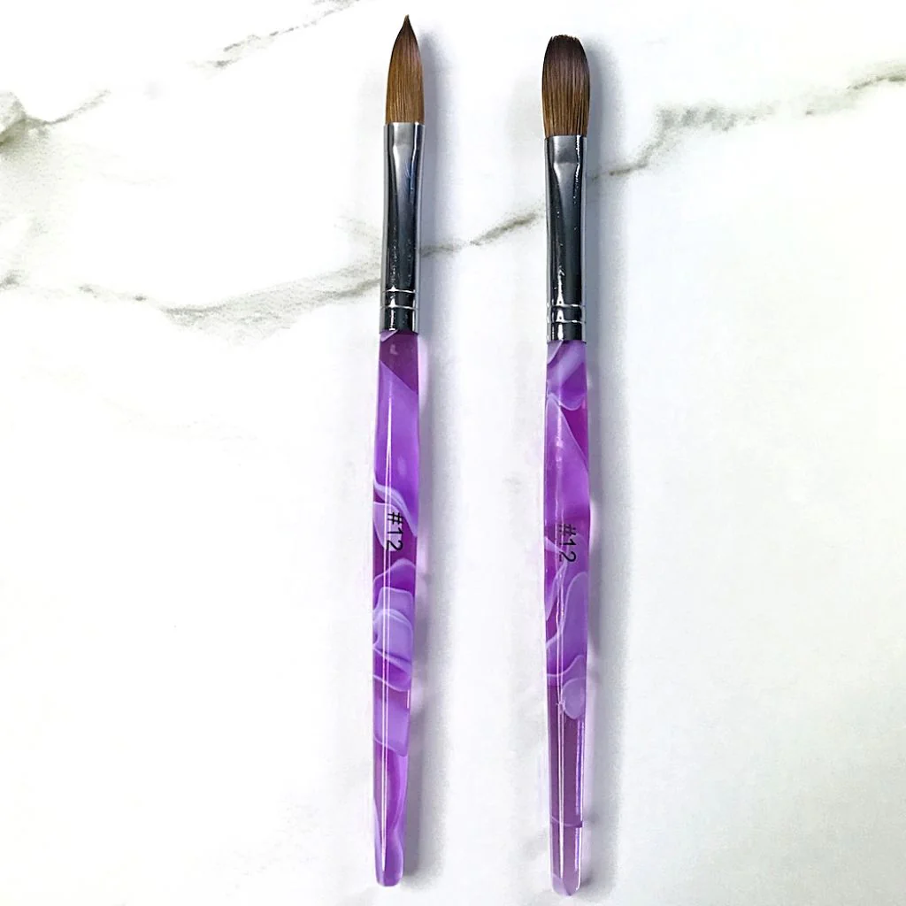 Crimped Kolinsky Acrylic Brush - Image 10