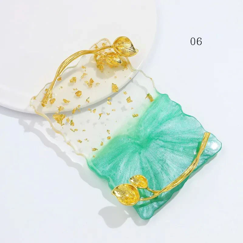 Golden Leaves Nail Art Palette Display - Image 8