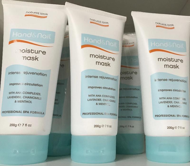 Moisture mask 200g ~ Hand & Nail ~ Natural Look - Image 4