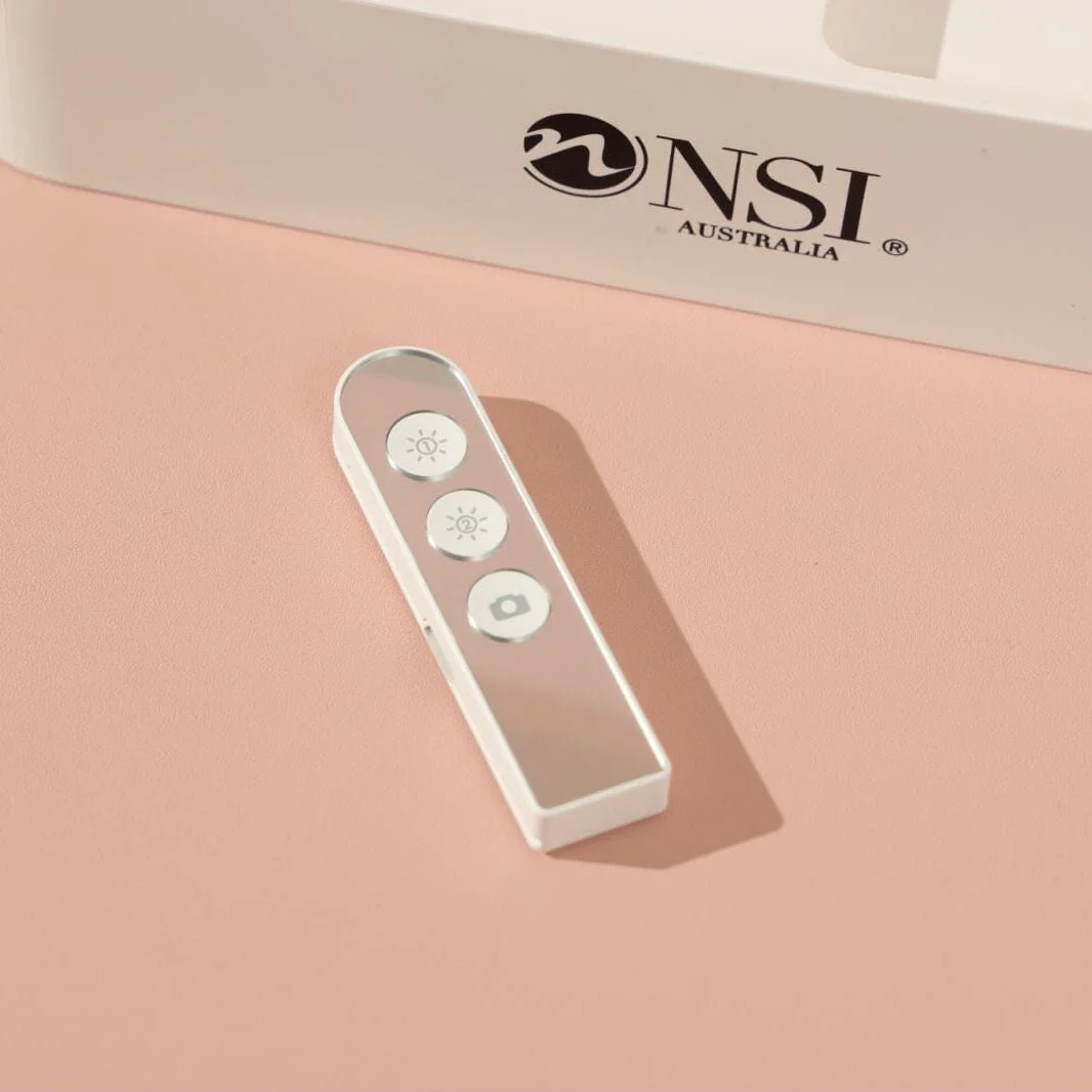 Portable LED Light and Phone Holder for Nails & Beauty - Image 6