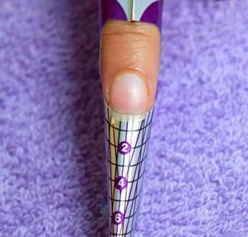 NSI Stiletto Nail Forms - Image 5