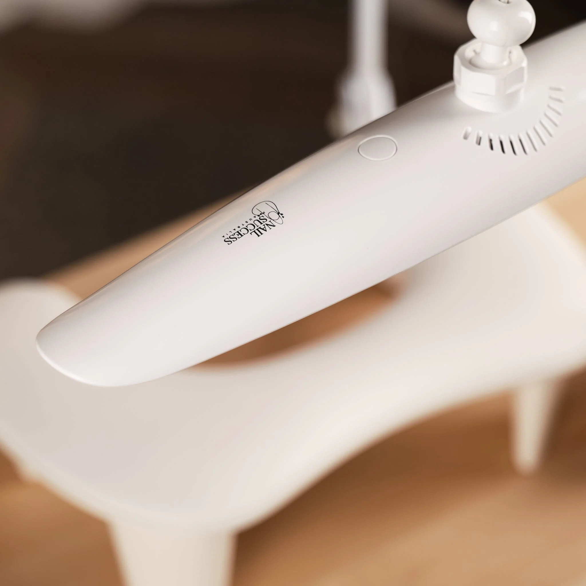 StudioFlex Nail Lamp - Image 9
